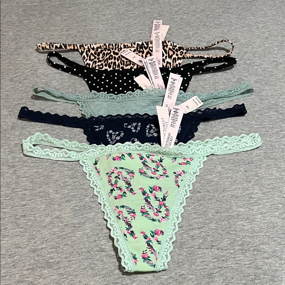 Victoria’s Secret V String Panty Bundle Size M